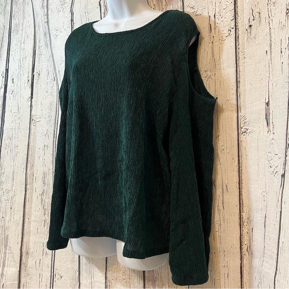 H&M Women's forest green bell Sleeve cold shoulder long sleeve blouse size med - Picture 8 of 13